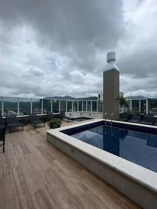 Lindo Apto Para Locacao Em Itapema, 300M Do Mar! 0*, Itapema Brazil