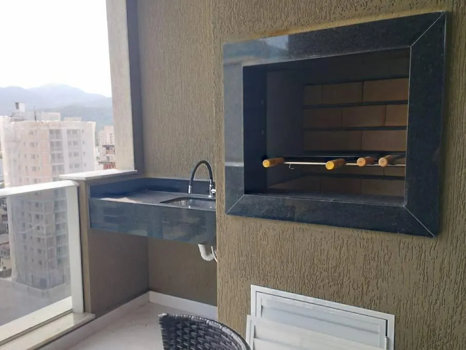 Apartment Lindo Apto Para Locacao Em Itapema, 300M Do Mar!